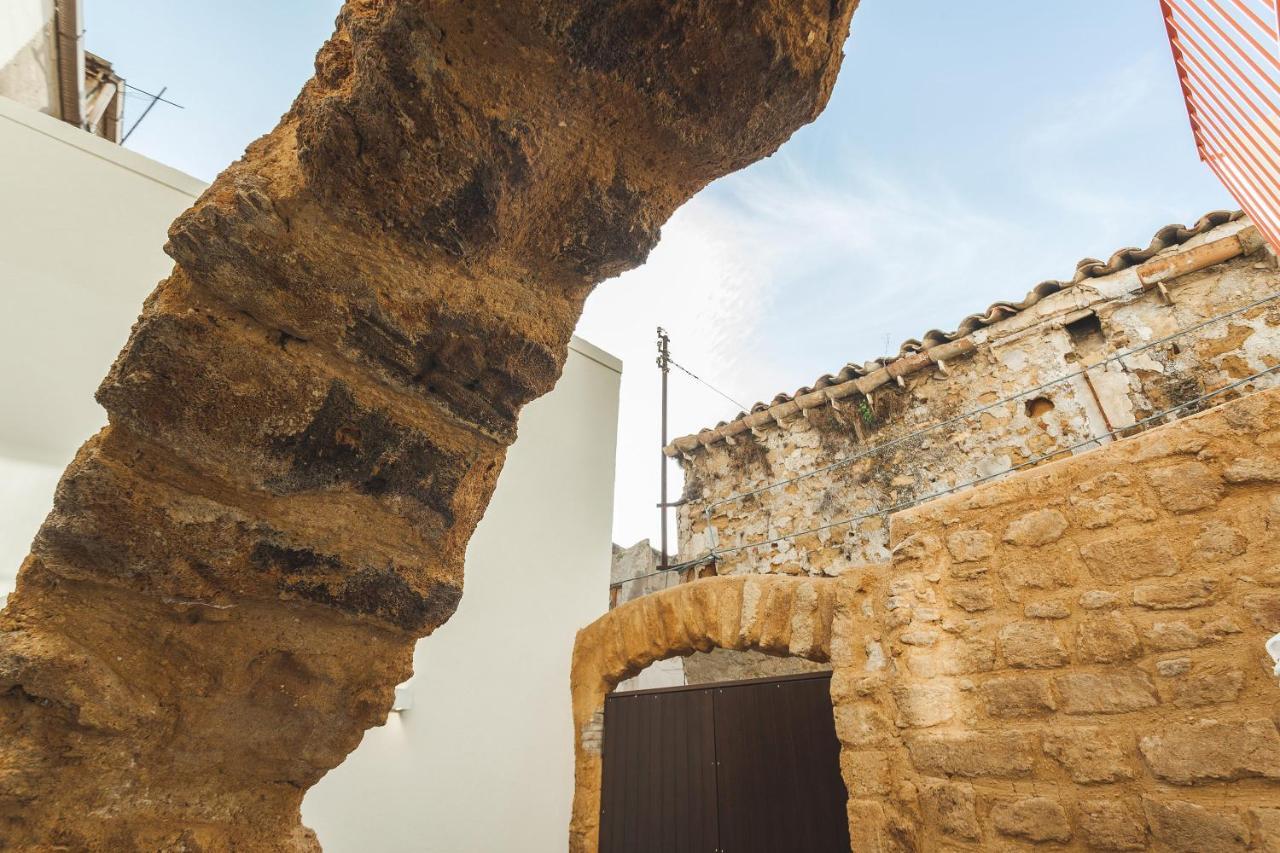 فندق Cortile Baronello أغريجنتو المظهر الخارجي الصورة